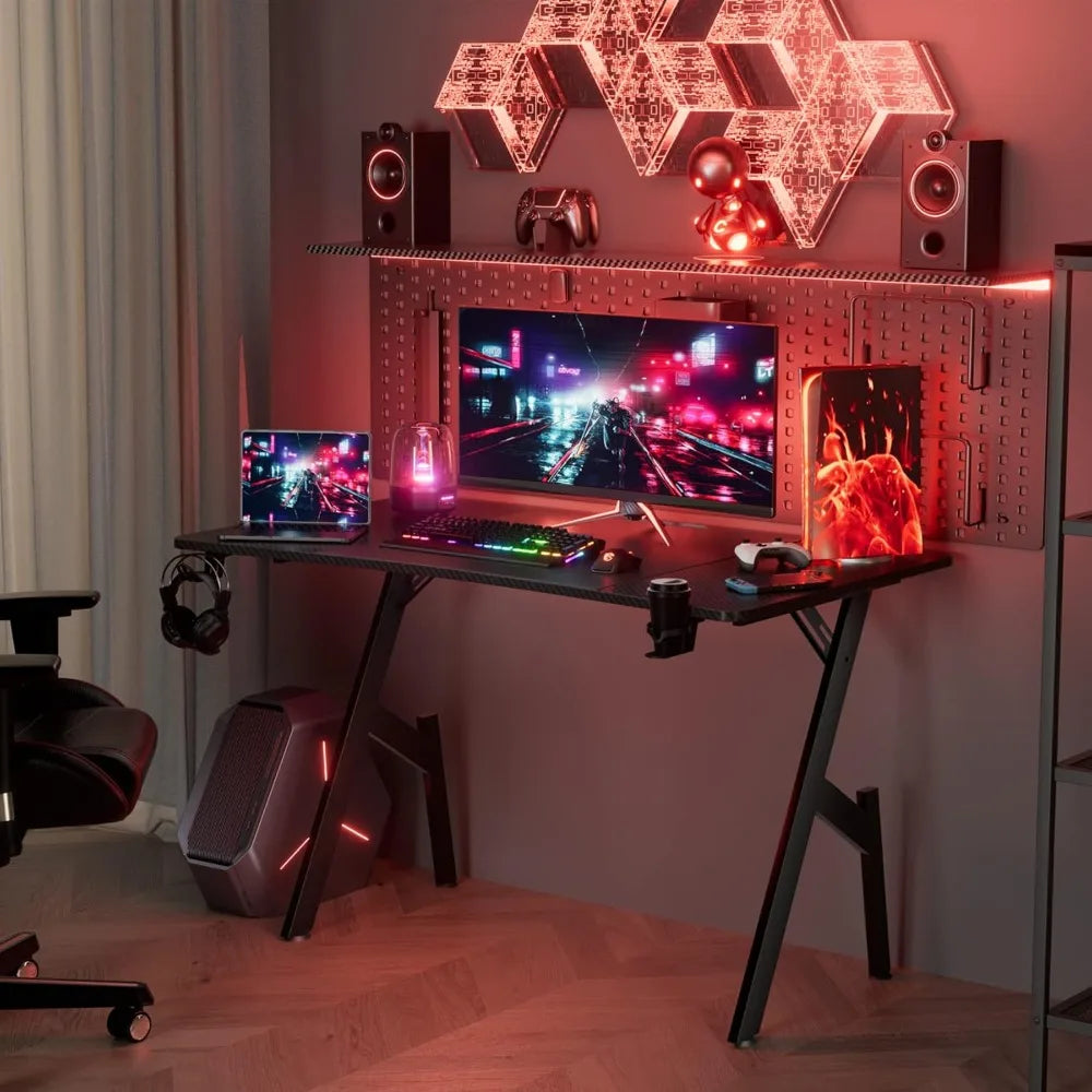 Gaming Desk with Carbon Fibre Surface Large Computer Desk Gaming Table Ergonomic PcWorkstation Home Office Desks with CupHolder